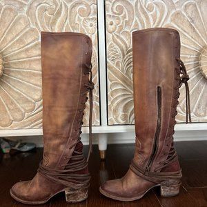 Freebird size 7 coal brown lace up boots
